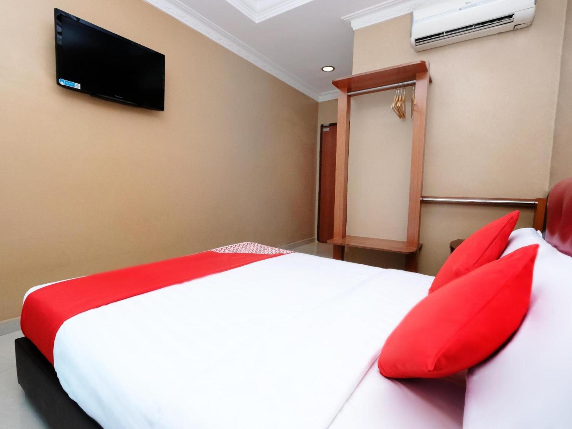 OYO 707 Ayuni Hotel Bangi Exterior foto
