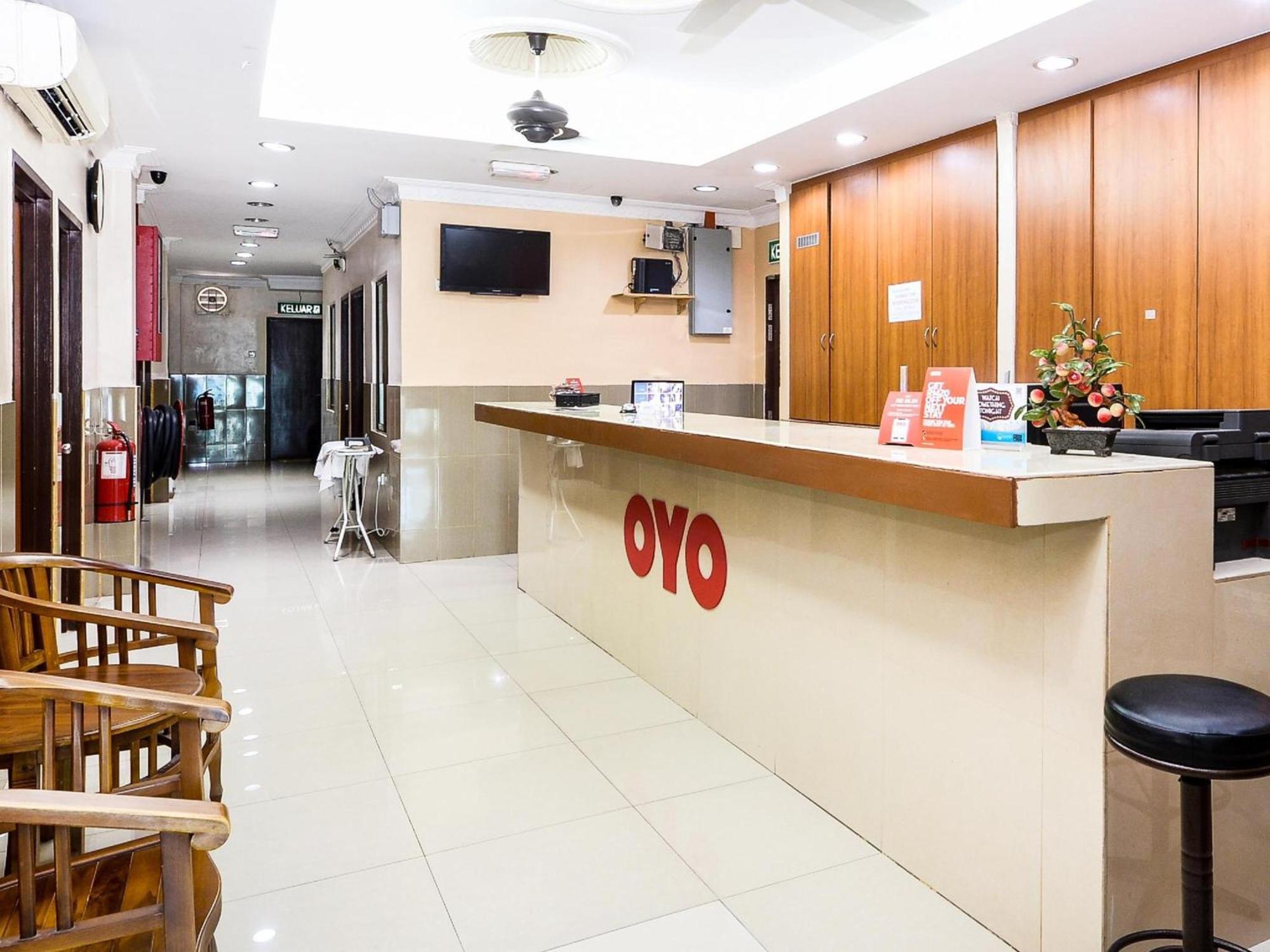 OYO 707 Ayuni Hotel Bangi Exterior foto